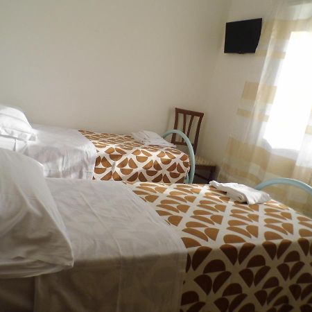 Bed and Breakfast A Casa Di Nelly Торторето Экстерьер фото