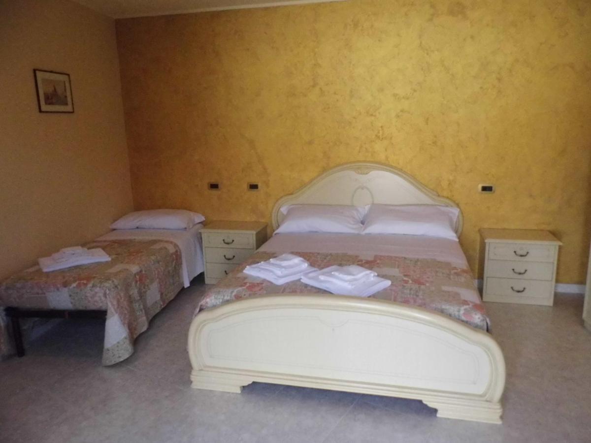 Bed and Breakfast A Casa Di Nelly Торторето Экстерьер фото