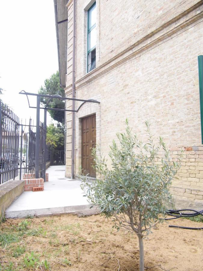 Bed and Breakfast A Casa Di Nelly Торторето Экстерьер фото
