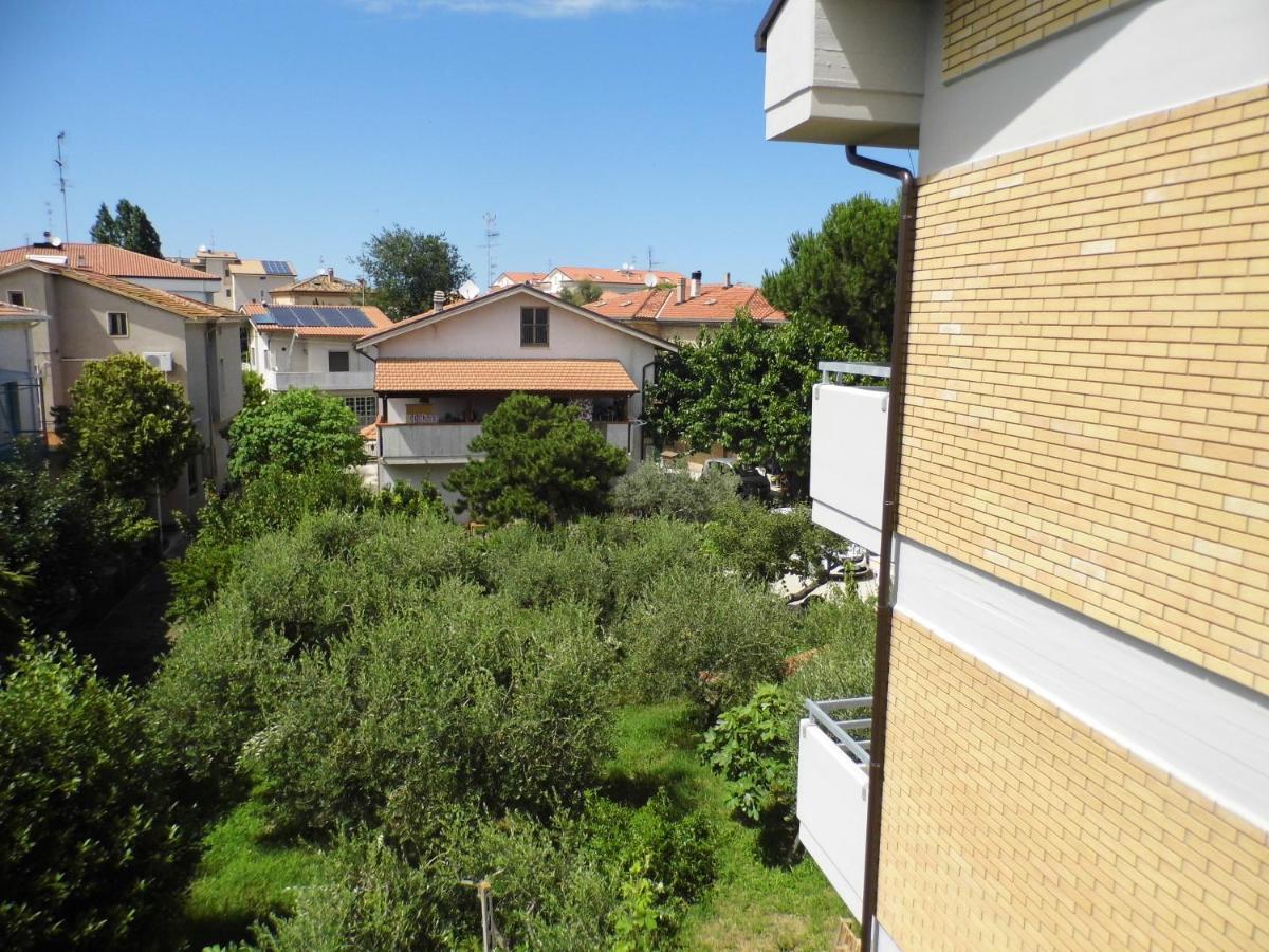 Bed and Breakfast A Casa Di Nelly Торторето Экстерьер фото