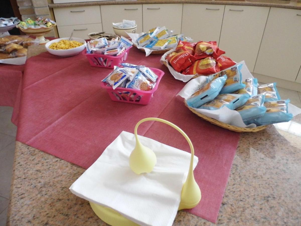 Bed and Breakfast A Casa Di Nelly Торторето Экстерьер фото