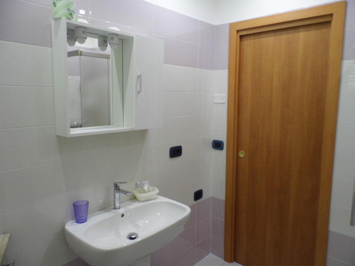 Bed and Breakfast A Casa Di Nelly Торторето Экстерьер фото