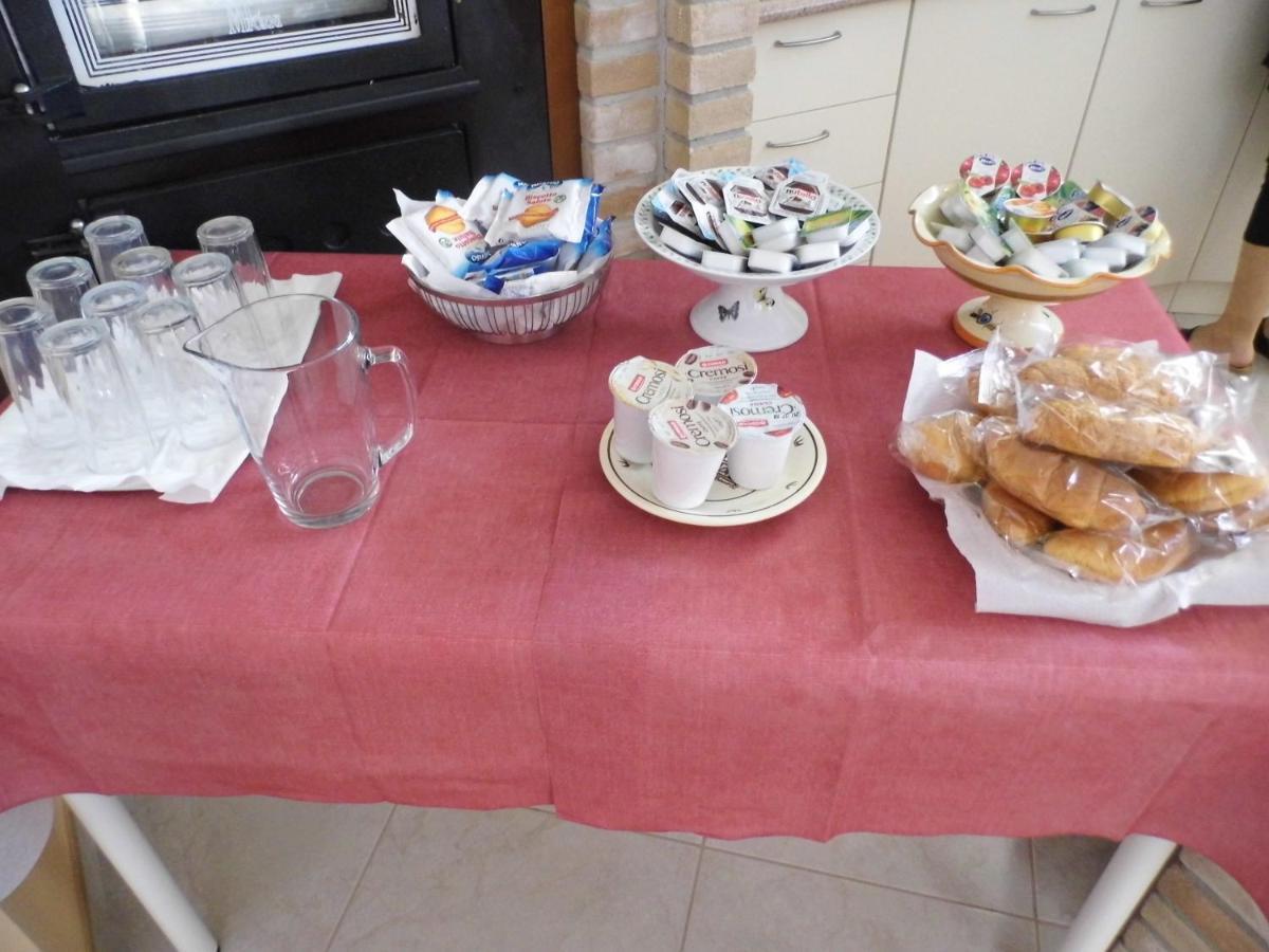 Bed and Breakfast A Casa Di Nelly Торторето Экстерьер фото