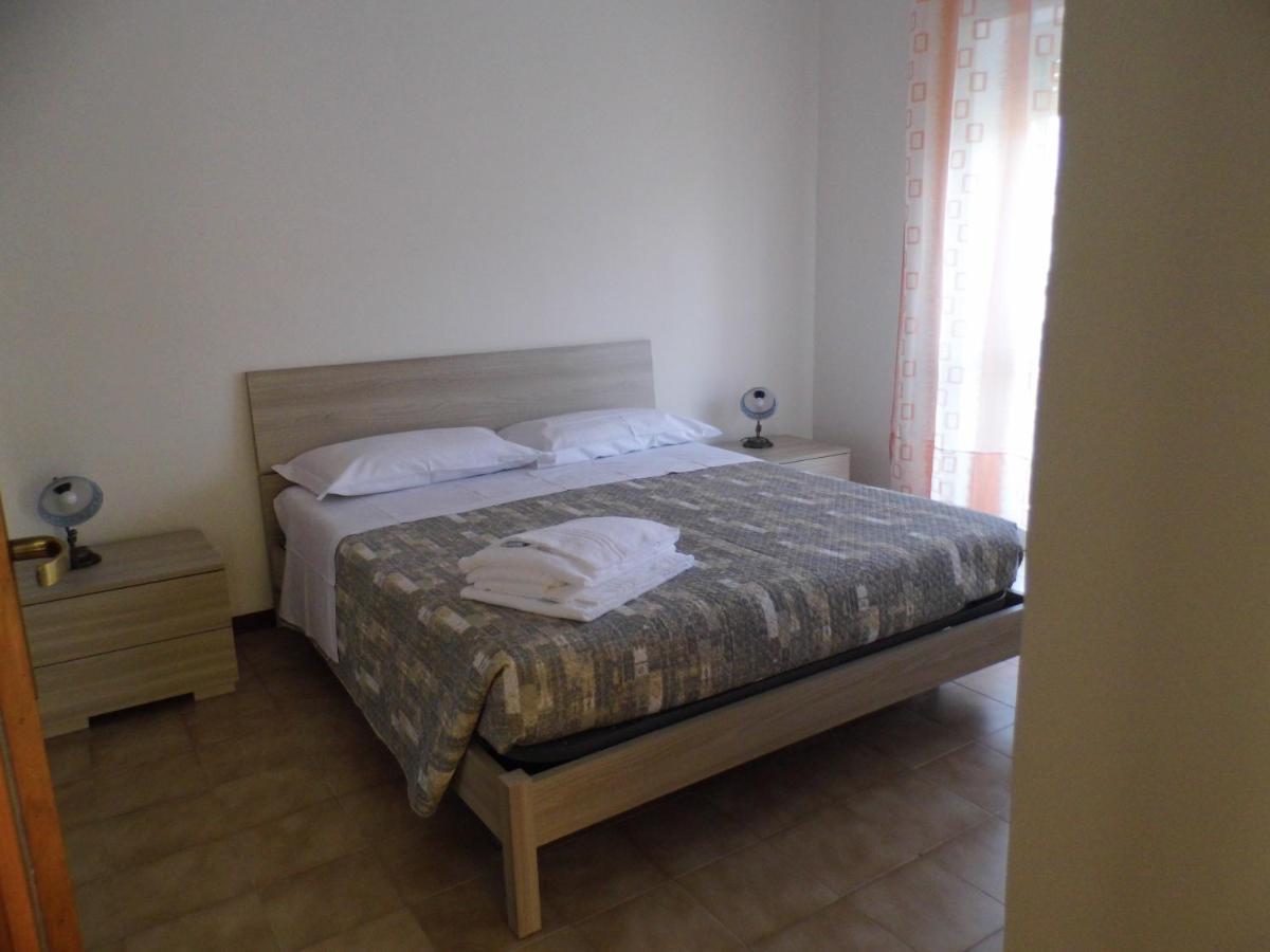 Bed and Breakfast A Casa Di Nelly Торторето Экстерьер фото